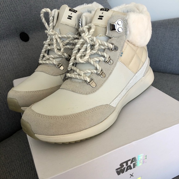 TOMS x Star Wars Leia boots - Picture 5 of 6